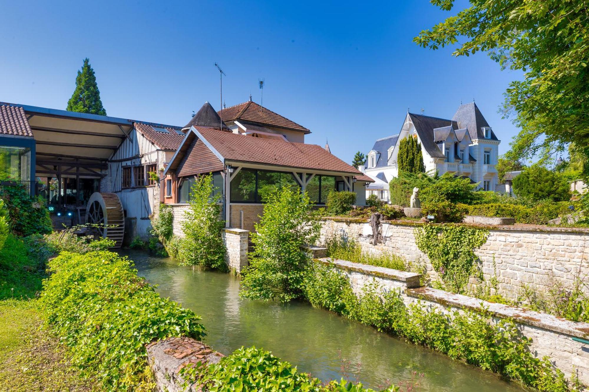 Le Moulin Du Landion Hotel Et Spa Dolancourt Luaran gambar