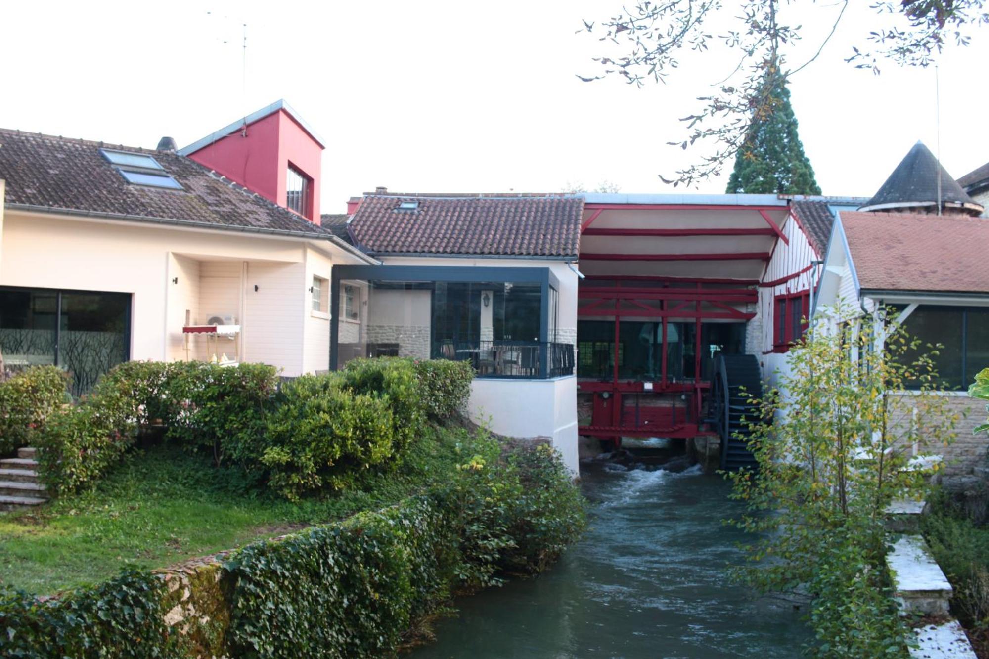 Le Moulin Du Landion Hotel Et Spa Dolancourt Luaran gambar